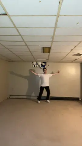 Happy Friday Everyone #fypシ #fypシ #fypシ゚ #foryoupage #foryourpage #xcyzba #dancing #shuffle #drip #fashion #style #trend #trending #viral #viralvideo #famous 