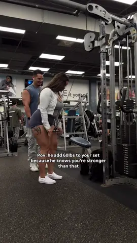 accountability is EVERYTHING >> #gymcouple #gym #Fitness #fitcouple 