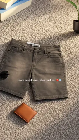 celana pendek jeans cakep parah der ❤️‍🔥🧊 #celanapendek #celanajeanspendek #celanapendekjeans #celana #jeans #outfit 