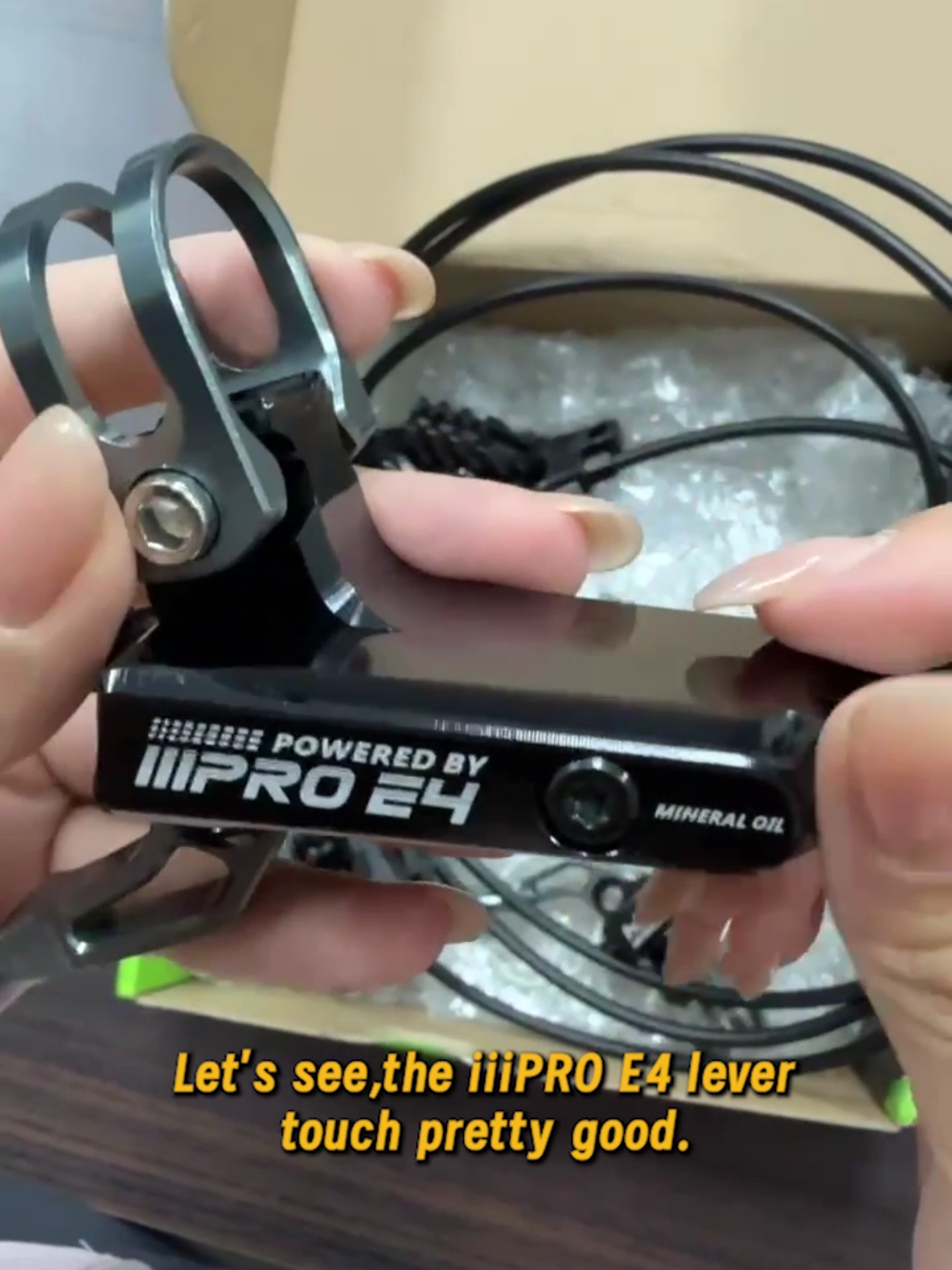 🚨 Stop like a pro! Just unboxed the IIIPro E4 4-piston hydraulic brake set — and yeah, it’s a monster 😤 💥 Float rotors 💪 Mad stopping power 🛠️ Pre-bled, ready to roll Let’s get this beast on the bike 👇 🔧 Stay tuned for the install & test ride! #bikecheck #mtblife #unboxing #bikelife #hydraulicbrake #downhillmtb #bikegear #satisfyingunboxing #bikeupgrade #mtbtoktok #cycling #mountainbike #HandlebarGrip