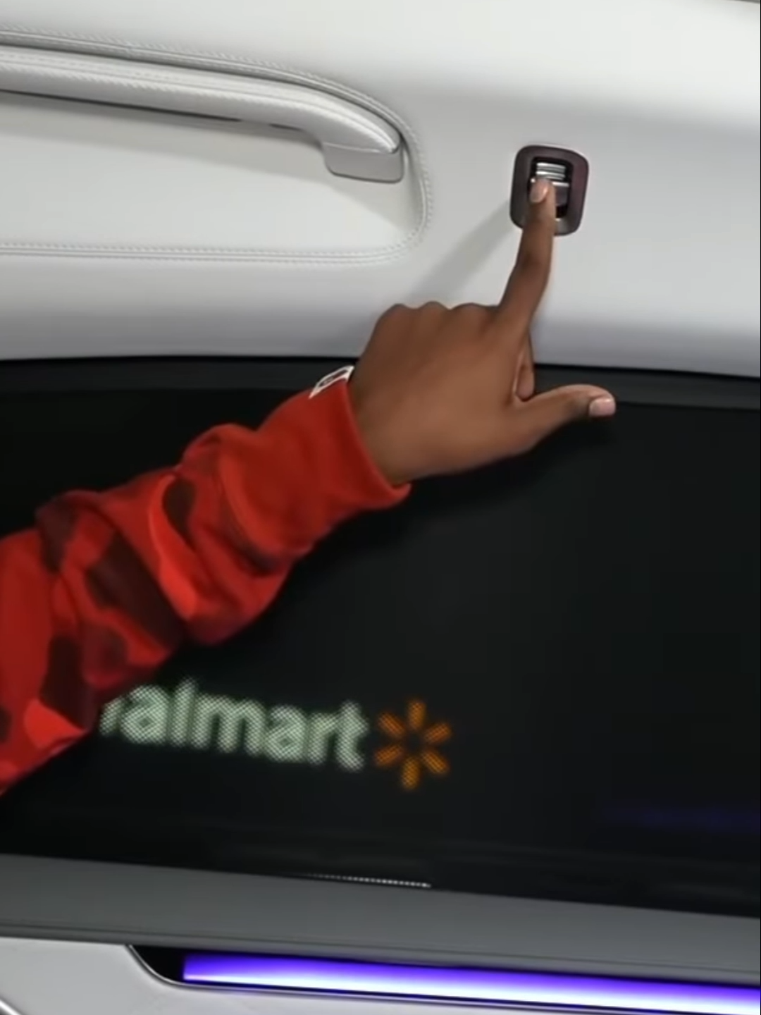 Maybach Door Magic Push the Button, Open in Style! #fyp #treanding #viralvideos #clips  #viralditiktok #kaicenat #streamer #friends #fanum #amp