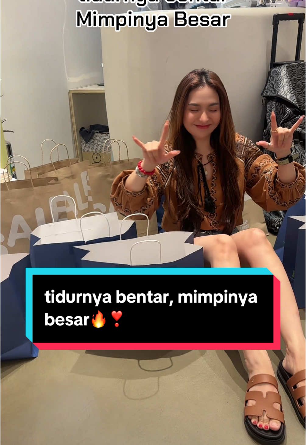 allahumabarik, tidurnya bentar mimpiny besar 🫶🏻❣️  #fyp #fypシ #fypシ #fypシ #fypシ゚viral #fyppppppppppppppppppppppp #queen #queenjastip #jastipbangkok 