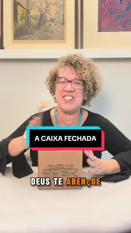 Abra sua caixa para Deus. Ele cura até o que você esconde de si mesmo. #docepalavra 