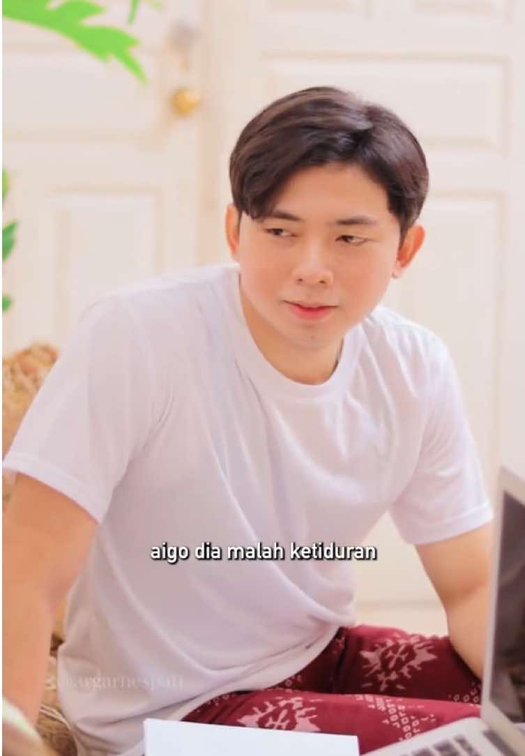 Pacar kepribadian ganda. @Arga Aigoo  #SerialTikTok #TikTokTainment #TikTokSeries #TikTokSeriesFuture #drama #argarhespati #suneedaycreative #dramatiktok #viraltiktok #kenidupan #pacar #bos #kantor #cinta #karyawan #manajer 