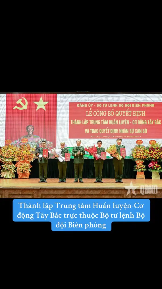 Ngày 21-6, thực hiện chủ trương sắp xếp đơn vị hành chính và tổ chức lại lực lượng vũ trang địa phương của Bộ Chính trị, Quân ủy Trung ương và Bộ Quốc phòng, Đảng ủy, Bộ tư lệnh Bộ đội Biên phòng tổ chức Hội nghị công bố Quyết định giải thể 44 Bộ chỉ huy Bộ đội Biên phòng các tỉnh, thành phố; Quyết định thành lập Trung tâm Huấn luyện-Cơ động Tây Bắc thuộc Bộ tư lệnh Bộ đội Biên phòng; trao quyết định điều động, bổ nhiệm cán bộ tại 30 Ban chỉ huy Bộ đội Biên phòng trực thuộc Bộ CHQS cấp tỉnh. Hội nghị cũng công bố quyết định thành lập Đảng bộ Trung tâm Huấn luyện-Cơ động Tây Bắc; quyết định điều động, bổ nhiệm nhân sự cán bộ tại 30 Ban chỉ huy Bộ đội Biên phòng trực thuộc Bộ CHQS cấp tỉnh và quyết định thăng quân hàm thượng tá đối với 7 đồng chí.