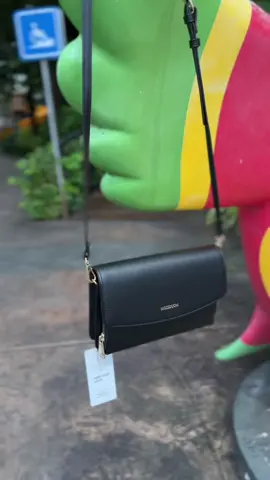 #กระเป๋า #mossdoom #กระเป๋าสะพายข้าง #เปิดการมองเห็น #tiktok 