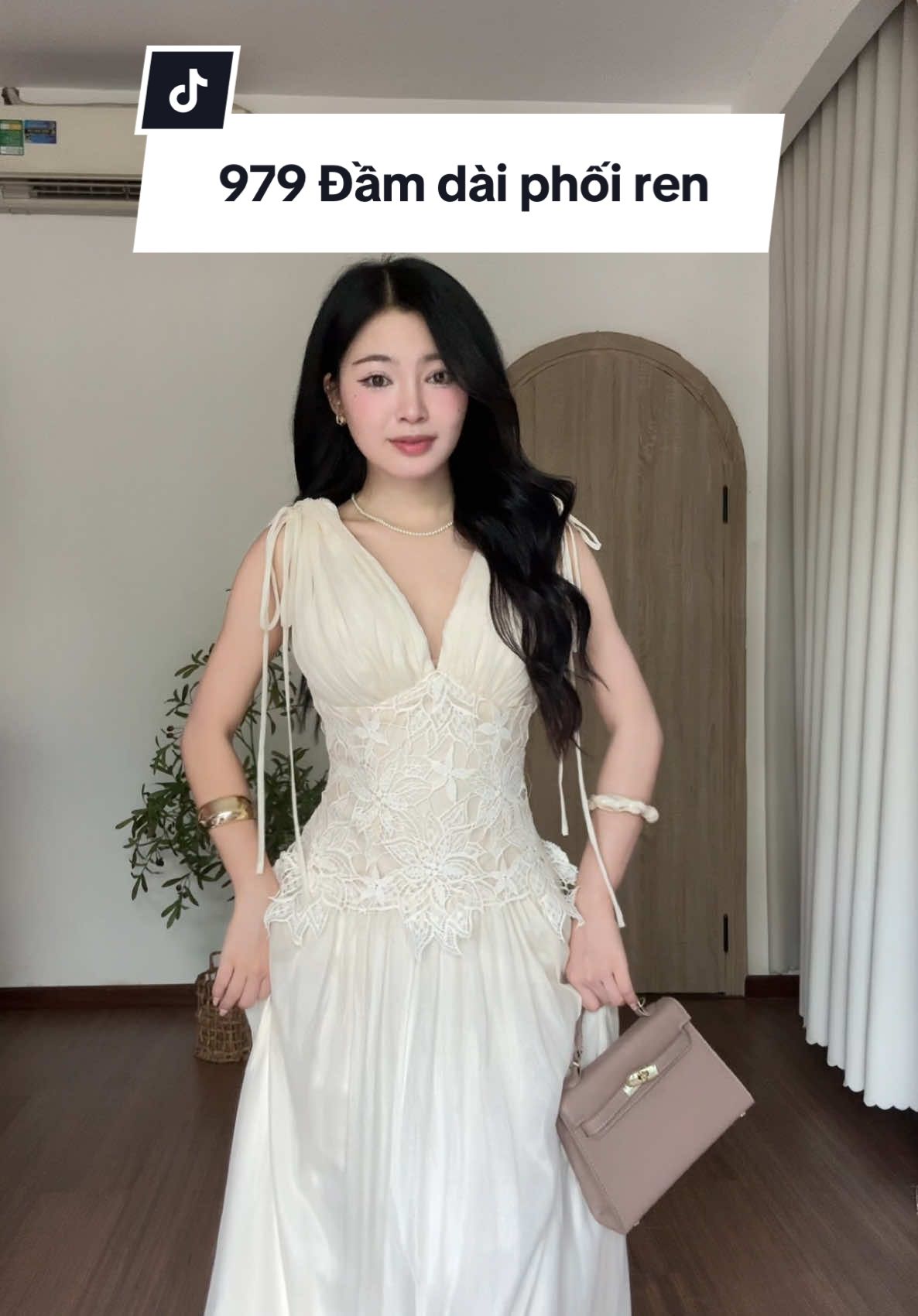 Đầm dài phối ren đi biển @Khiết Style #reviewquanao #goclamdep #fyp #setdoxinh #vaymaxi #vaydai #vaydibien #dulich 