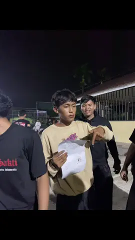 Ngomong Wong PN Sepele🥰 Wes Warga Gadungan IKSPI Sisan😜 #pagarnusa86💚🔱 #gasmilirboyo #ikspikerasakti_indonesia 