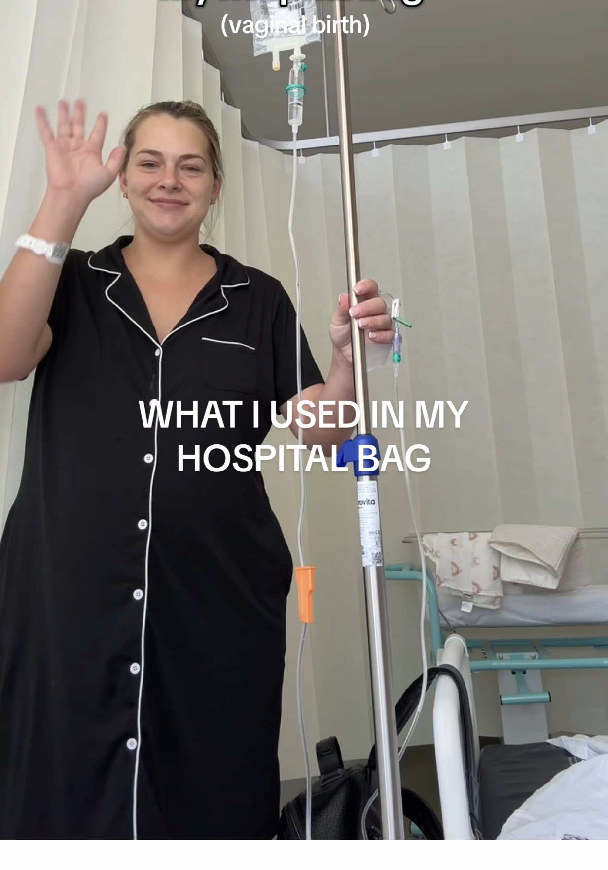 What I realistically used in my hospital bag during/after giving birth 🤍🏥 #hospitalbag #whatiusedinmyhospitalbag #hospitalbagpacking #givingbirth #birth #afterbirth #labour #pregnancy 