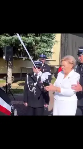 TRUST ME... JUST WATCH 😳🎬”#JustWatch 👀📹   #UKTIKTOK 🇬🇧😂   #NoContextNeeded 🤐💥   #WatchThisNow ⏳😳   #WaitForIt 🤯🎬   #YoullSeeWhy 💀👇   #TrustTheVideo 🙏🎥