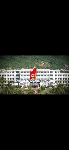 Khoác trên mình màu áo lính, tôi tự hào là người lính Thông tin – nối vòng tay lớn, giữ mạch sống chiến trường.Trường Sĩ quan Thông tin – nơi rèn luyện bản lĩnh, hun đúc ý chí, vững bước trên con đường binh nghiệp.#QuânĐộiNhânDânViệtNam #truongsiquanthongtin #binhchungthongtinlienlac #tacchiendientu #tacchienkhonggianmang #dieubinh 