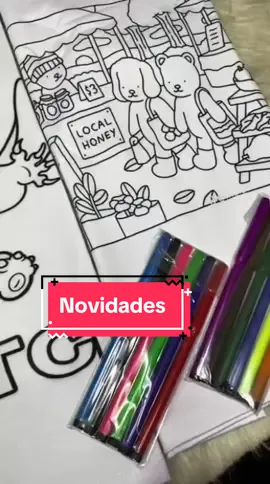 Olha essa novidade! Garanta ja a sua!  Gente, olha isso! Camisetas de pintura do Stitch e do Bobby Goods! Vêm com canetinhas atóxicas… e o melhor: pintou, lavou, brincou de novo! Diversão que não acaba! #c#creatorsearchinsightst#fyp #fypツ 