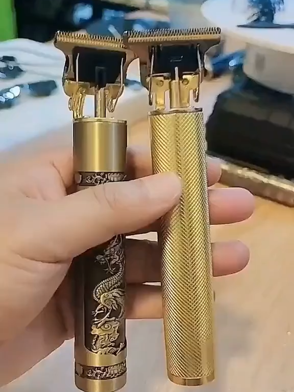 #理发器 #理发器电推剪 #美容理发 #男士理发 自己动手，轻松易剪！