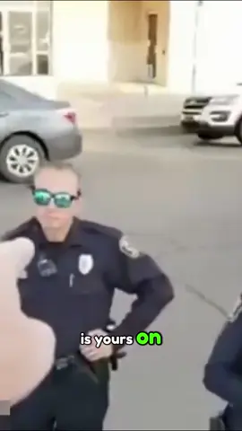 It's actually live right now #cops #firstamendmentauditor #police #copsoftiktok 