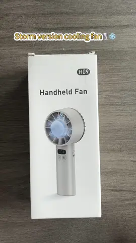 5200mAh capacity battery with ultra long and long-lasting endurance. Contains a cooling chip with ice application function. In summer, it is not afraid of heat #fan #minifan #playhotqld #handheldfan #portablefan #turbofan #foryoupage #TikTokShop##SummerMustHave #TravelEssentials #Summer #summervibes 