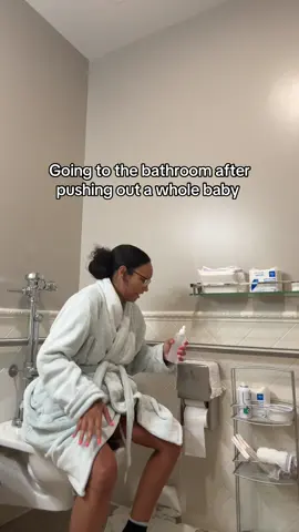 like, ouch 😹 #pregnancyjourney #pregnantmama #postpartumjourney #pregnancytiktok #momlife #pregnanttiktok #hospitallife 