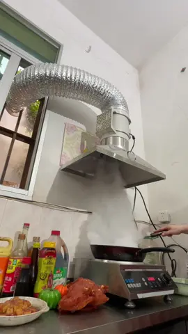 Quạt thông gió hút mùi công suất lớn #mayhutmui #quatthonggiohutmui 