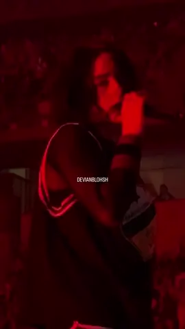 I'm not okay after this 😳❤️‍🔥 @BILLIE EILISH #billieeilish #foryoupagе #hmhas #fyp #happierthanever #hmhastour #hitmehardandsofttour #billie #viralvideos 