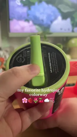 All the spring vibes! #hydrojug #hydrojugtraveler #tumbler #spring 