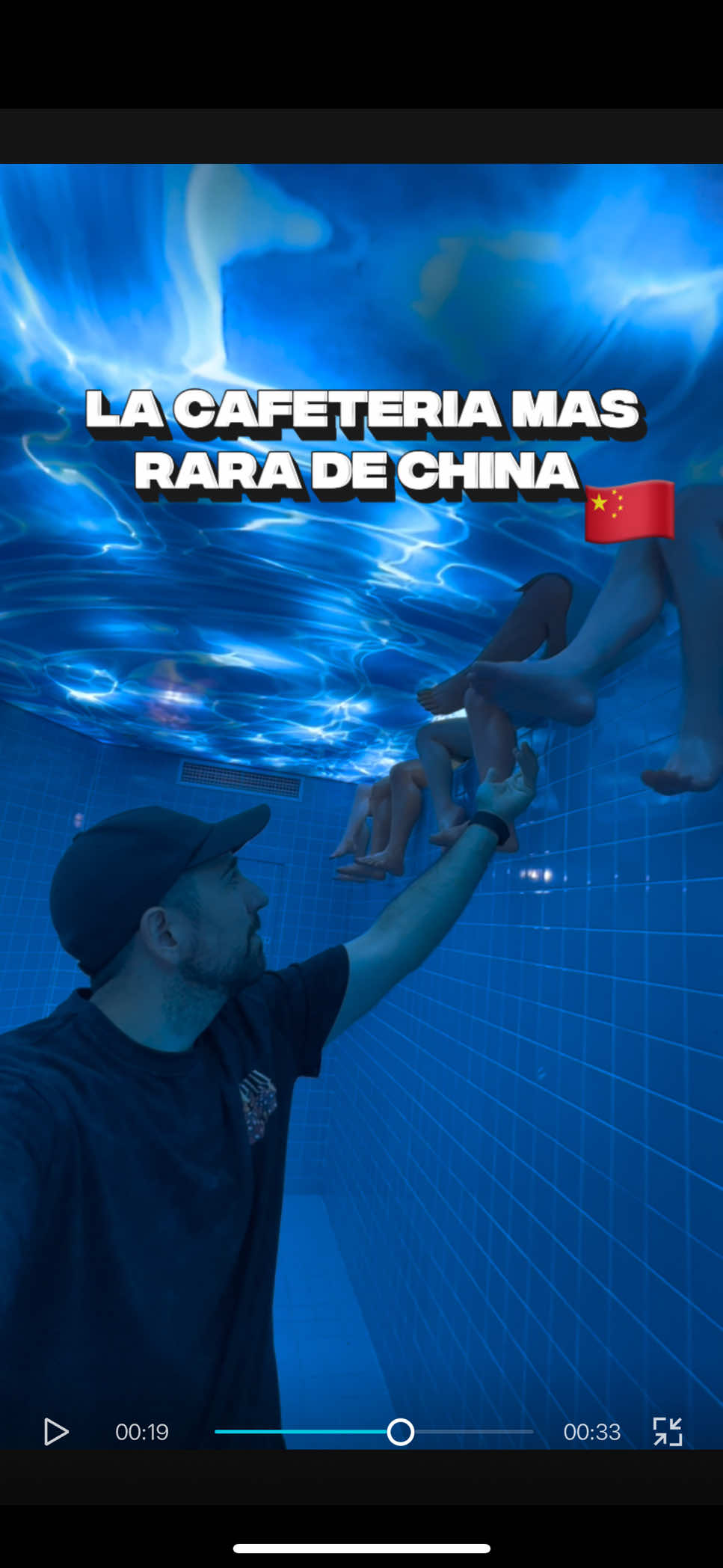 Like para mas lugares raros de China 🇨🇳 🤣#parati #china #cafe #random