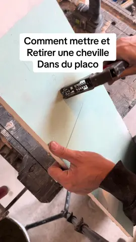 Comment mettre et retirer des chevilles molly ou a expansion #cheville #mur #tuto #tips #DIY #pose #astuce 