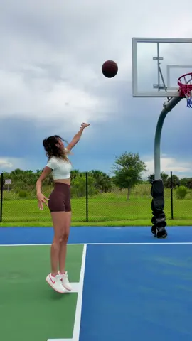 Day 8 of Playing Basketball… This Layup Surprised Me 😳🏀 #basketball #basketball🏀 #sports #Outdoors #foryoupage #fyp 