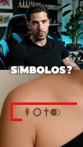 ¿Sabías que estos 4 símbolos resumen toda la historia de Jesucristo? ✝️ Cada uno tiene un significado profundo… y juntos forman un tatuaje con un mensaje poderoso. 🙏 👇 Comenta “Quiero” si quieres conocer más significados ocultos en tatuajes. #TatuajesConSignificado #TatuajeCristiano #Fe #TatuajesReligiosos #TattooAI #HistoriaSagrada #TatuajesEspirituales #CristoVive