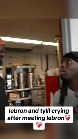 lebron and tylil crying after meeting lebron❤️‍🩹❤️‍🩹#kaicenat #cashnasty #kai #lebron #tylilshow #tylil #lebronjames #fyp #viral 