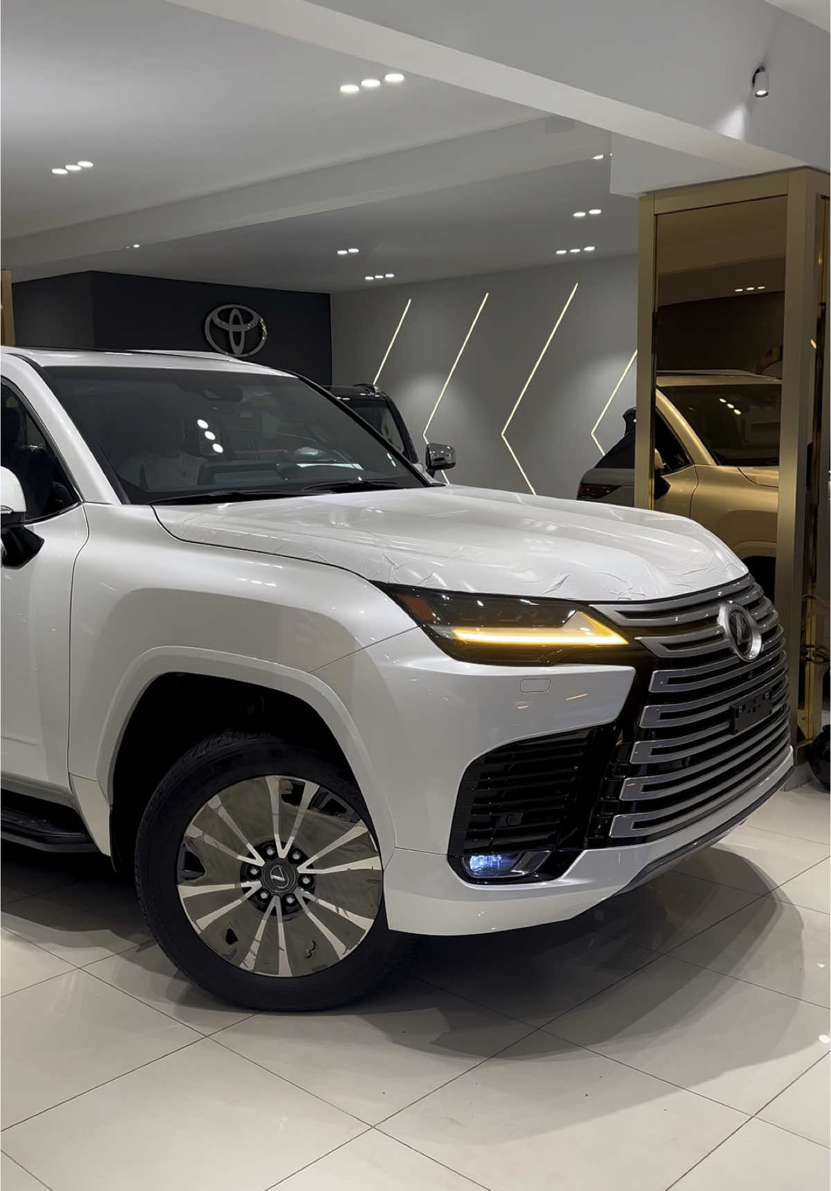 Lexus 💪🏻🔥 “ #تويوتا #شركة_المناره_الحديثه_للسيارات #ليبيا🇱🇾 #بنغازي #toyota #lexus 