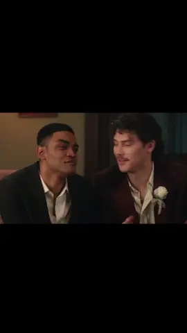 I’m crying man did they just deep kissed ???😭 #adultsfx #adultsfx2025 #hulu #kiss #deepkiss #gay #lgbtq 