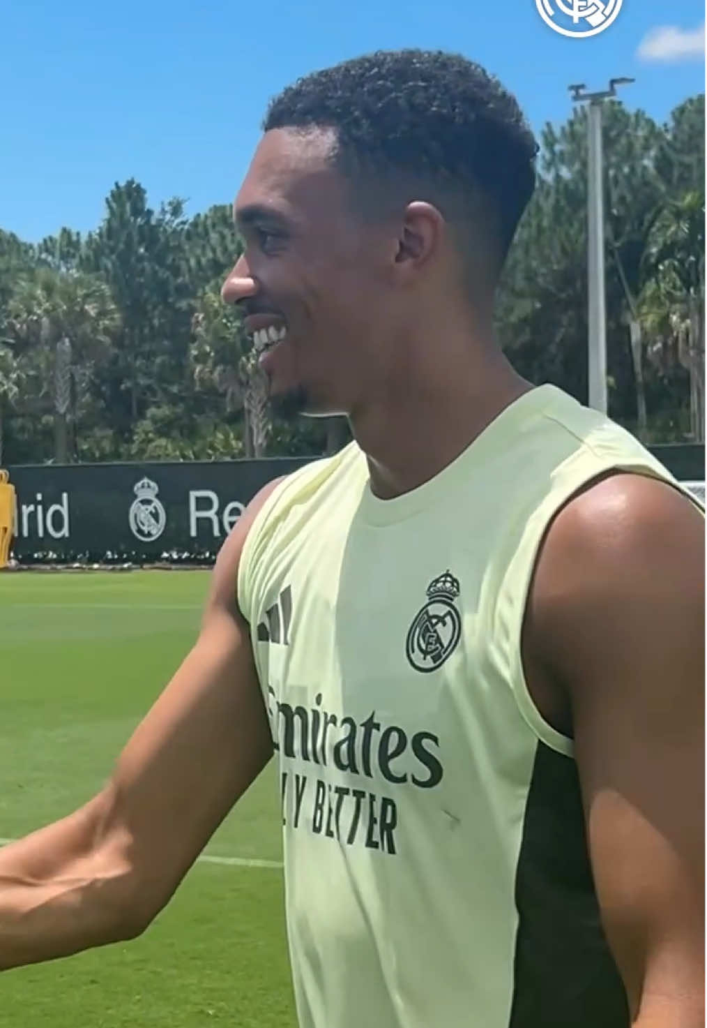 🤜 #Trent ✖️ @edermilitao 🤛 #FIFACWC #RealMadrid 