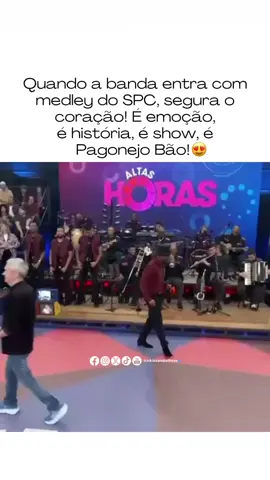 Viva a música e quem faz ela acontecer! Genial esse arranjo da banda do @alexandrepires_ na introdução dessa obra prima! 👏🏾🙏🏾🤎🙌🏾 Arranjos: @davidsondouglas  Diz aí, o que você vocês acharam? 👀 📽 @tvglobo  #AlexandrePires #PagonejoBão 