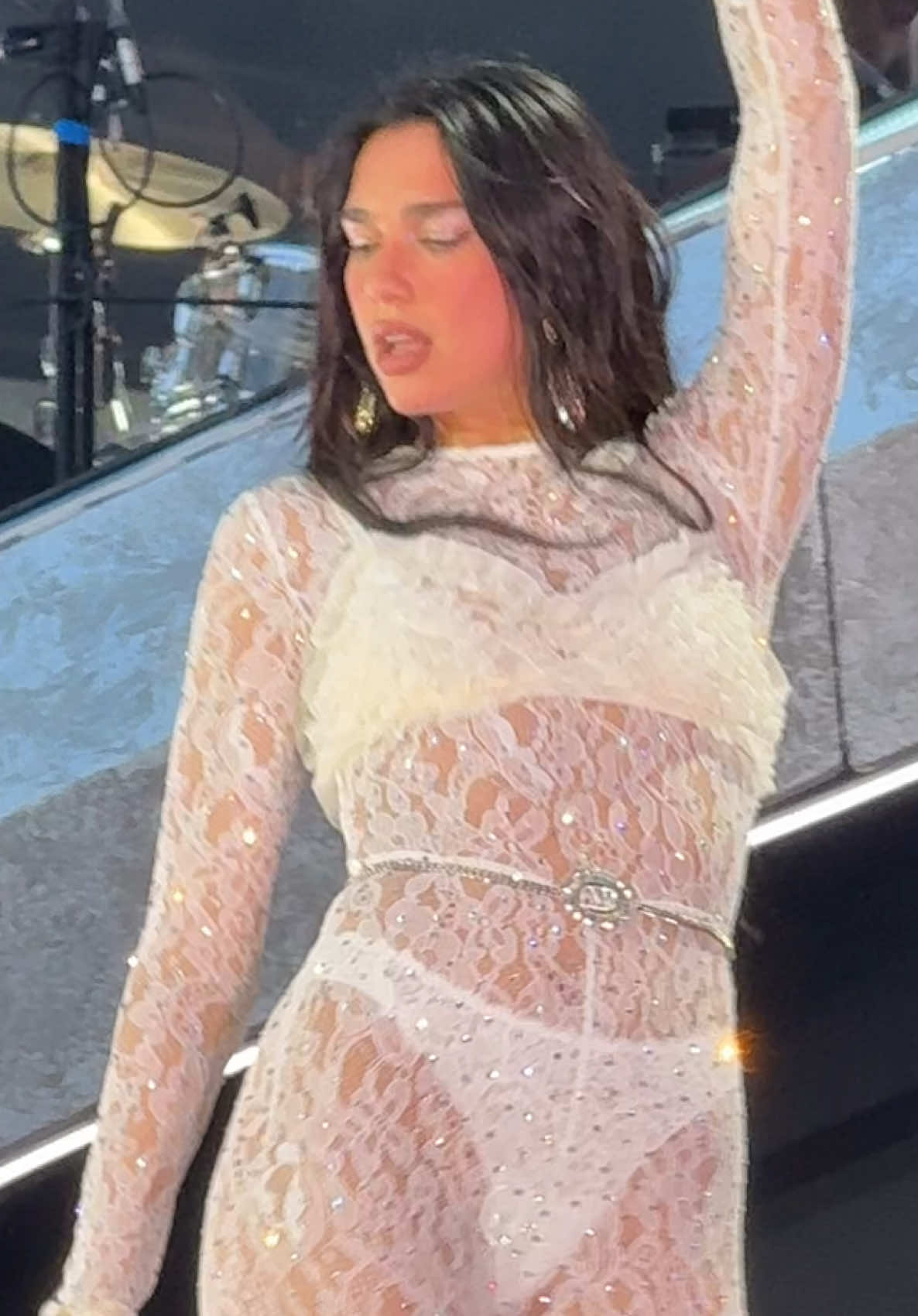 England Queen 🫶🇬🇧 @Dua Lipa We love you 🤍 #dualipa #fyp #radicaloptimism #wembley #london #dualipafans @Team Dua HQ 
