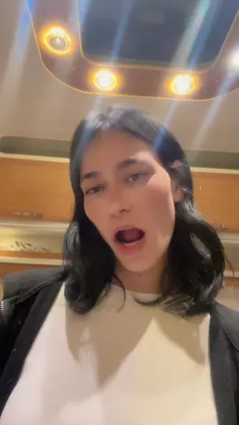 Biz sette çok sıkılıyoruz @Çilem 