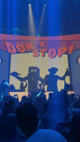 surprise 🤯🤯 @Bravy ⚡️ @Whisnu Santika #bravy #whisnusantika #gozadera #surabaya 