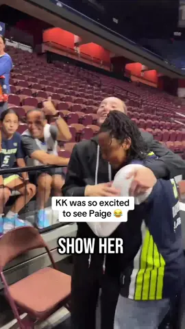 #UConn was in the building for #Wings vs. #Sun 💙 (via @KK Arnold) #WNBA #wbb #paigebueckers