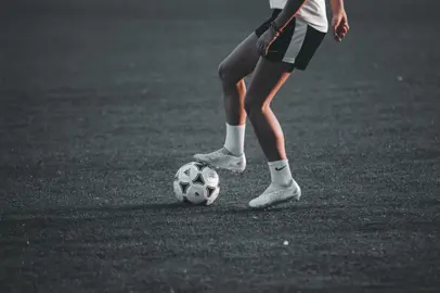 ⚽️ #football #WomensFootball #womens #girls #ball #chicks #kickit #kickthatball #foryou #fyp #nekedbelegyen #shorts #legs #photos #photography #canon #canonphotography #sportsphotography #sportfotozas #magyarsportfoto 