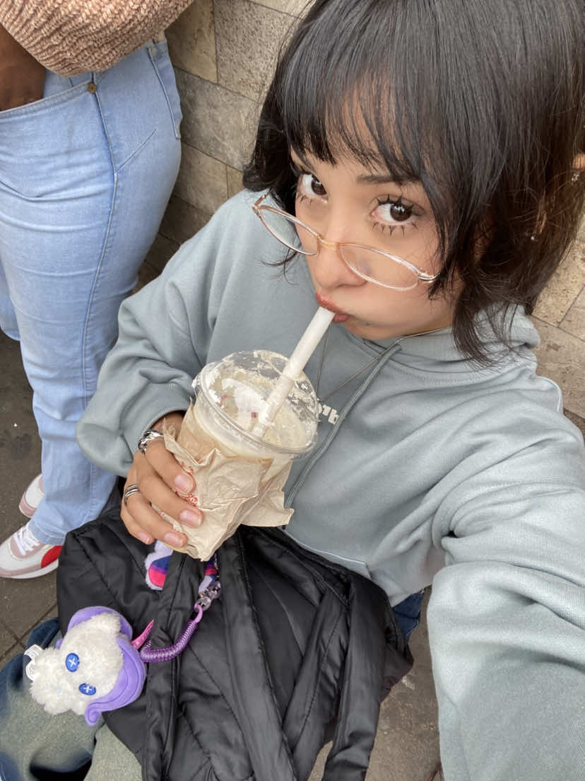 Valió la pena esta despierta desde las 4am @dbs_beautystoreperu eres el mejor ☺️ #videoviral #fyp #fouryou #paratiiiiiiiiiiiiiiiiiiiiiiiiiiiiiii #makeup #dbsbeautystore #happy #follower #real #girl 