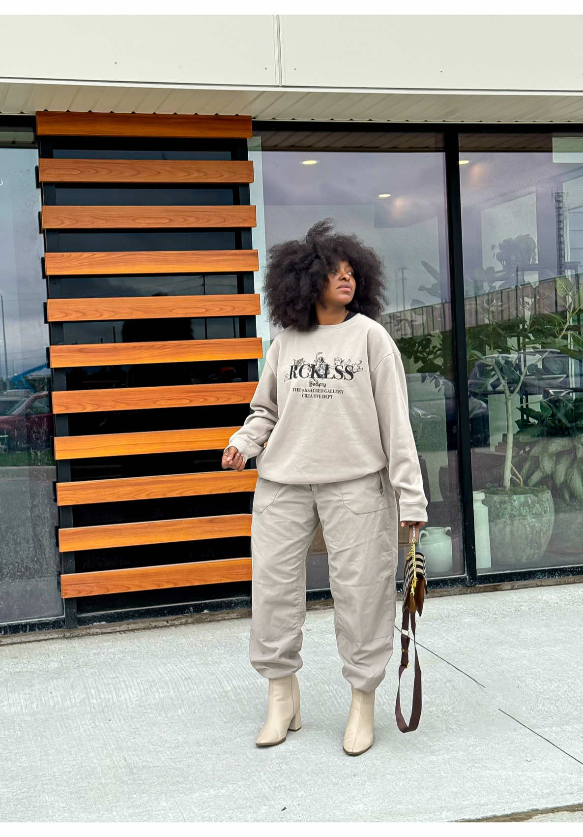 Serving Casual but make it Fashion #CasualOOTD #FitCheck #StreetStyle #OOTDVideo #TikTokFashion #EverydayStyle #OutfitInspo #StyleDiaries #GRWM #FashionTok