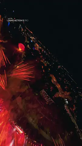 Ever flown through fireworks? 🎆🔥This POV isn’t just close—it’s inside the celebration. Shot on Osmo Action 5 Pro with FPV magic. Created by: IG/micek.drones #OsmoAction5Pro #FPV #Fireworks #djiosmo #actioncam #fyp