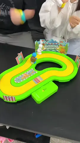 ให้ลูกลอง! ของเล่นฝึกทักษะใหม่ เต่ากับกระต่ายวิ่งแข่ง ด้วยท่าทาง! 🧒👧 #ของเล่นเสริมพัฒนาการ #เล่นกับลูก #ฝึกทักษะเด็ก #สัตว์น่ารัก #ของเล่นน่าเล่น*