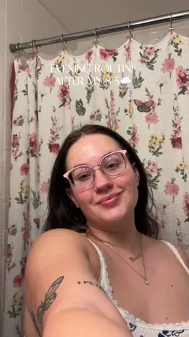 Spend the evening with me after my 8-5 💤😴🌙#evening #eveningroutine #routine #Vlog #dailyvlog #eveningvlog #afterworkroutine #cleangirlaesthetic #thatgirl #fyp #fypシ #skincare #skincareroutine #creatorsearchinsights 