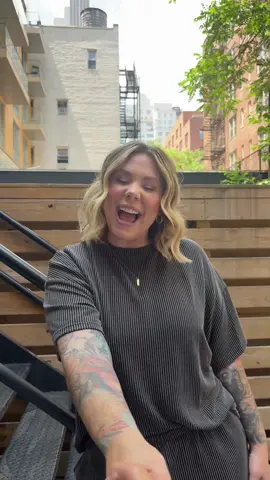 heyyyy @Becky Hayter @karmachaospodcast 