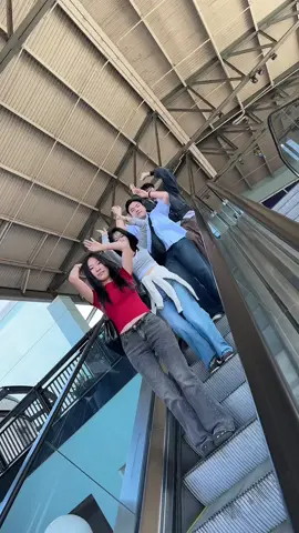 dadadance do you wanna dance🌀 @ILLIT #ILLIT_bomb #빌려온고양이 #Billyeoon_Goyangi #Do_The_Dance #ILLIT #아일릿 #kpop #kpopinpublic #kpopdance 