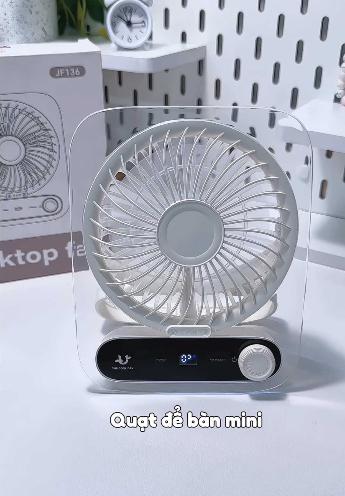 E quạt mini với 199 cấp độ gió #quatmini #quatminicamtay #viral #unboxing #xuhuong 