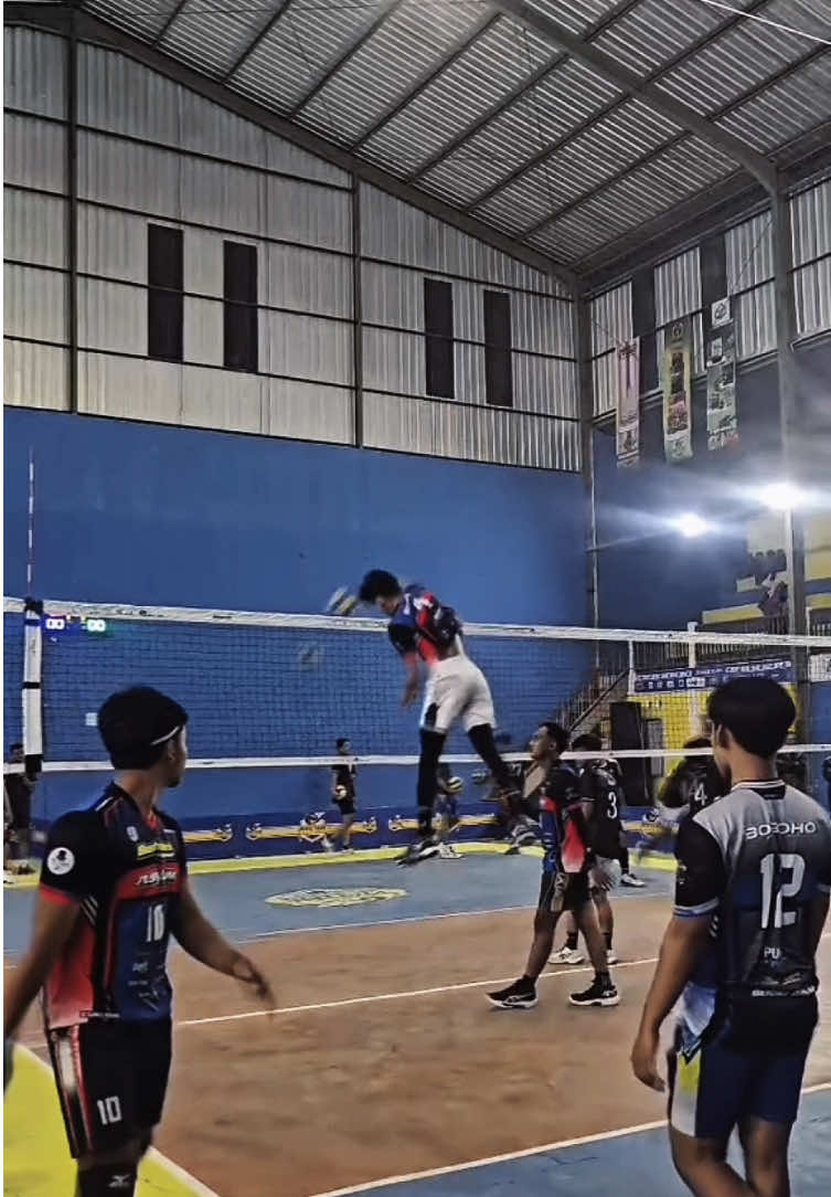 abuott #volleyball #volitarkam #voliasik #voliamoneixte✈🦁 #volimaniaindonesia #beranda 