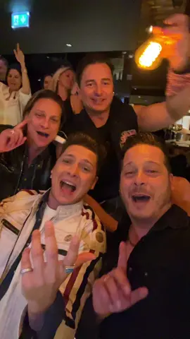 #esteriorebrothers #enjoy #flypシ #fun#party #bestfriend @Andreas Gabalier #global 