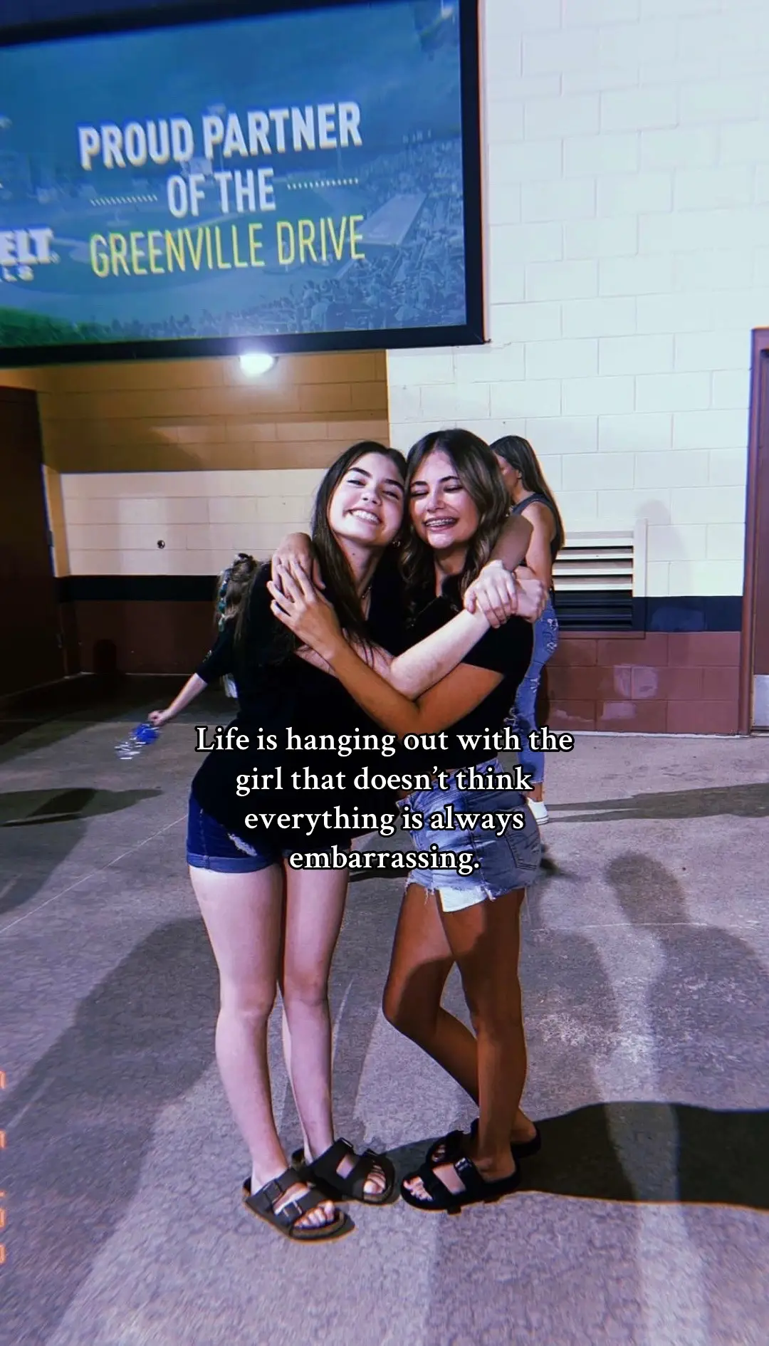 @🐝 I miss my girl 