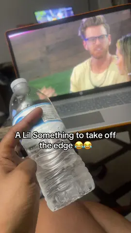 Water & #LoveIsland will do it everytime 💦 #water #healthy #trending #fyp 