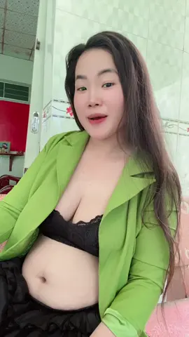 C thích c nói vậy đó chịu hay ko chiu cũng Z thui 